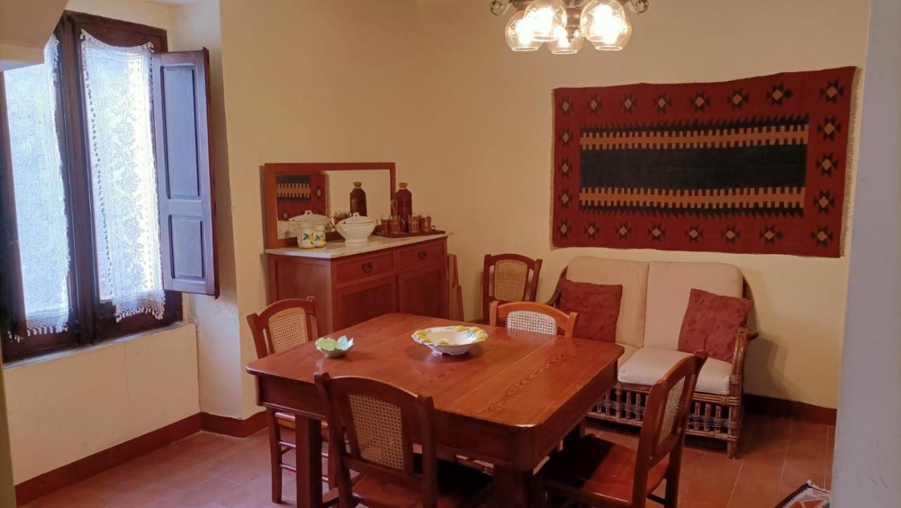 فندق Casa Bomboniera إريس المظهر الخارجي الصورة